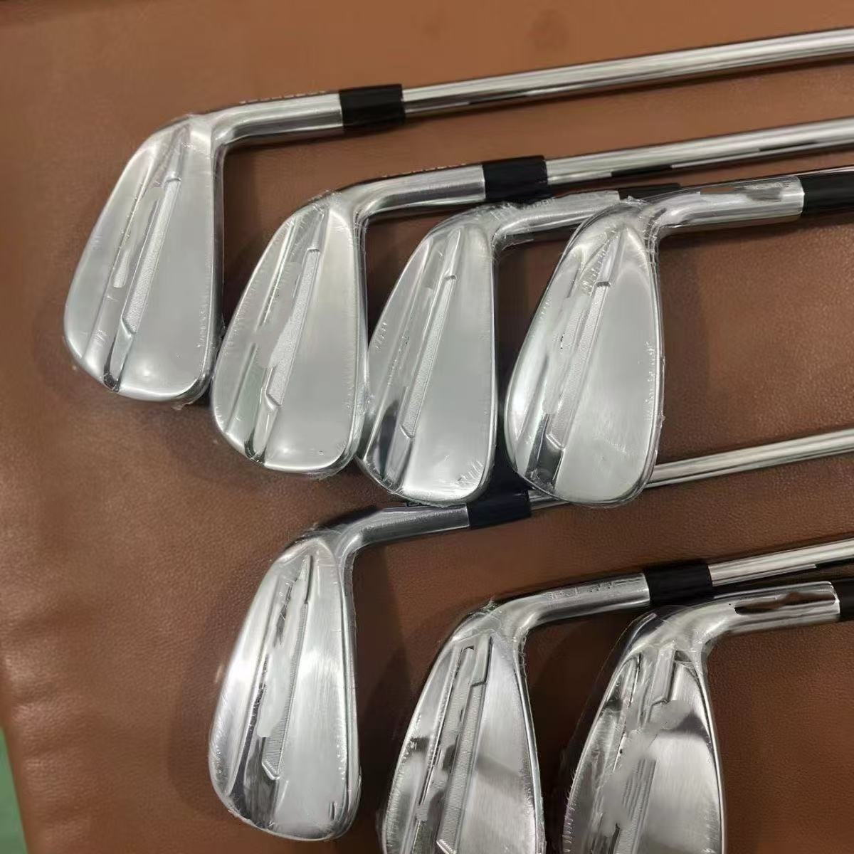Горячая распродажа: Китайские  – обзор и цена Golf Club Iron Set